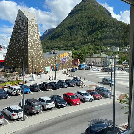 Andalsnes Sentrum Apartment No1 Exterior foto