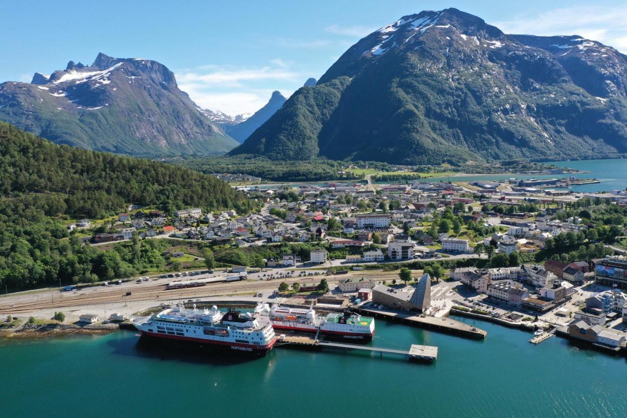 Andalsnes Sentrum Apartment No1 Exterior foto